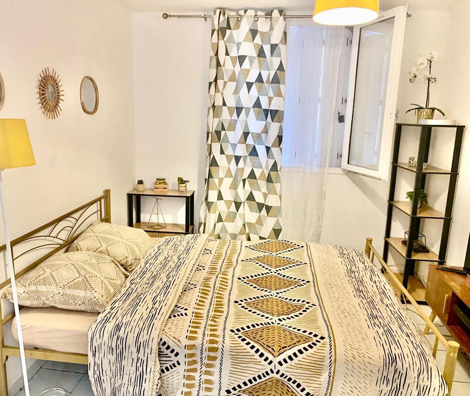 Studio A 5 Mn A Pied De La Gare Saint-Roch Montpellier Buitenkant foto